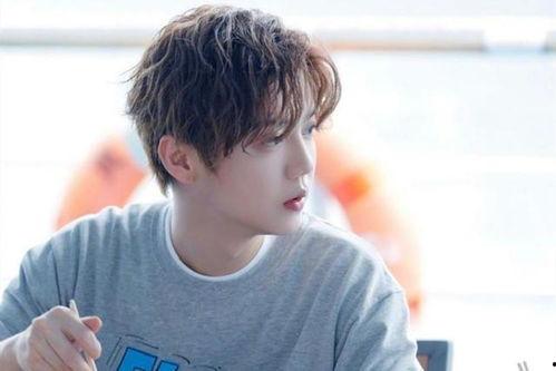 鹿晗最新爆料,我的音乐旅程与幕后故事  第2张 鹿晗最新爆料,我的音乐旅程与幕后故事  第2张