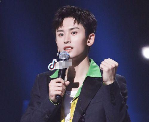 韩笑小鱼朋友爆料视频,内容引发热议!  第3张 韩笑小鱼朋友爆料视频,内容引发热议!  第3张