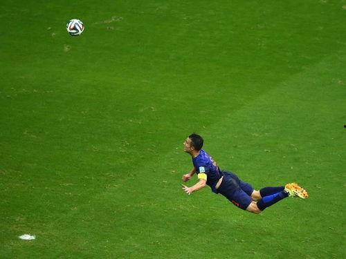 荷兰足球爆料视频最新消息,揭秘球星转会内幕及赛场风云  第1张 荷兰足球爆料视频最新消息,揭秘球星转会内幕及赛场风云  第1张